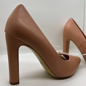 BRAND NEW: WITH TAGS & BOX: A NEW DAY BLUSH HEELS